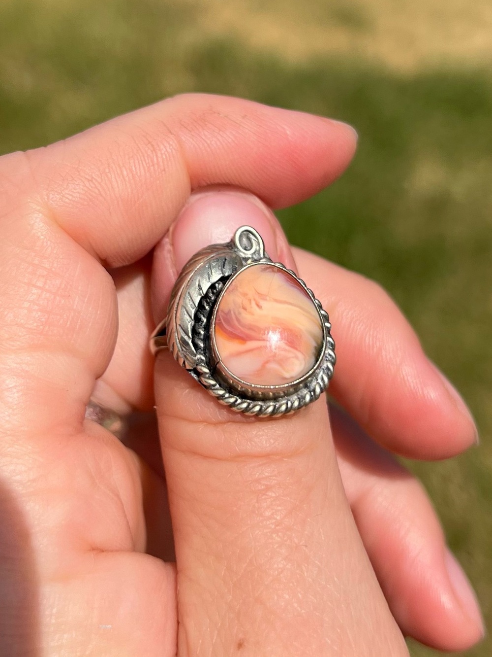 Navajo Style Agate Ring